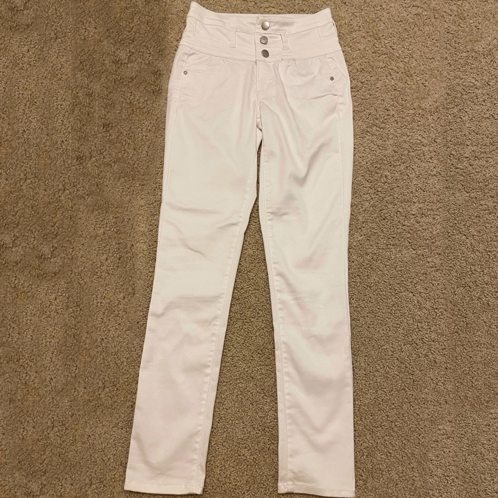 Junior’s High Waisted White Skinny Jeans